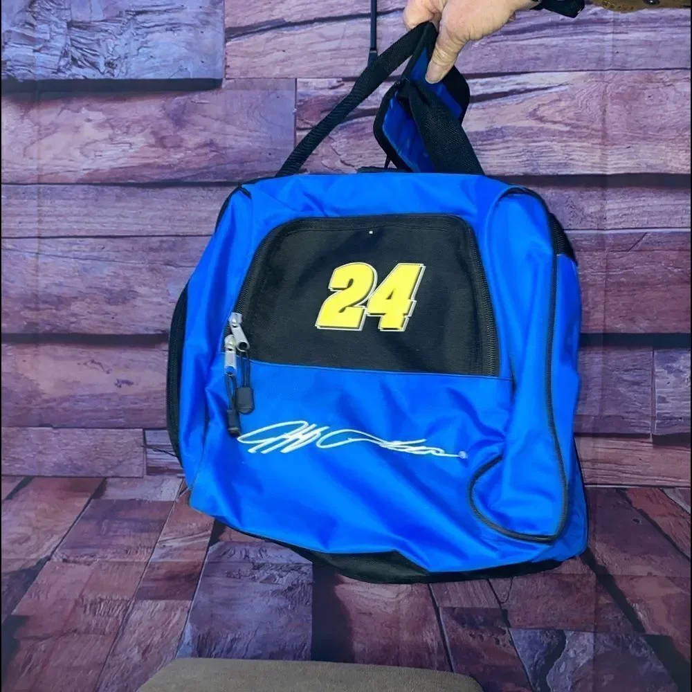 Jeff Gordon carry all bag with insulate drink holder built in